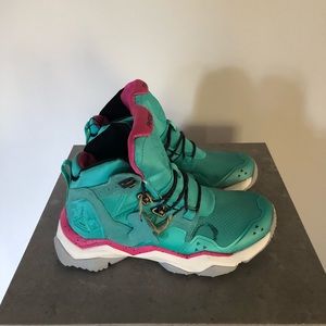 Tiffany & Pink Hiking Boot